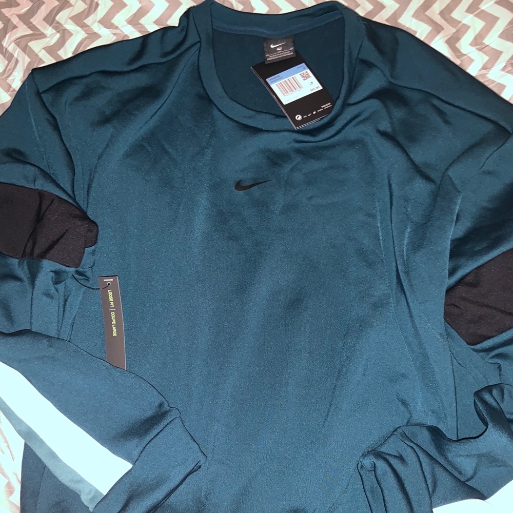 Nike fleece lined crewneck sweater